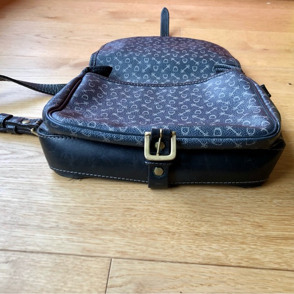 Vintage canvas and leather satchel/crossbody bag with adjustable strap - Picture 6 of 13